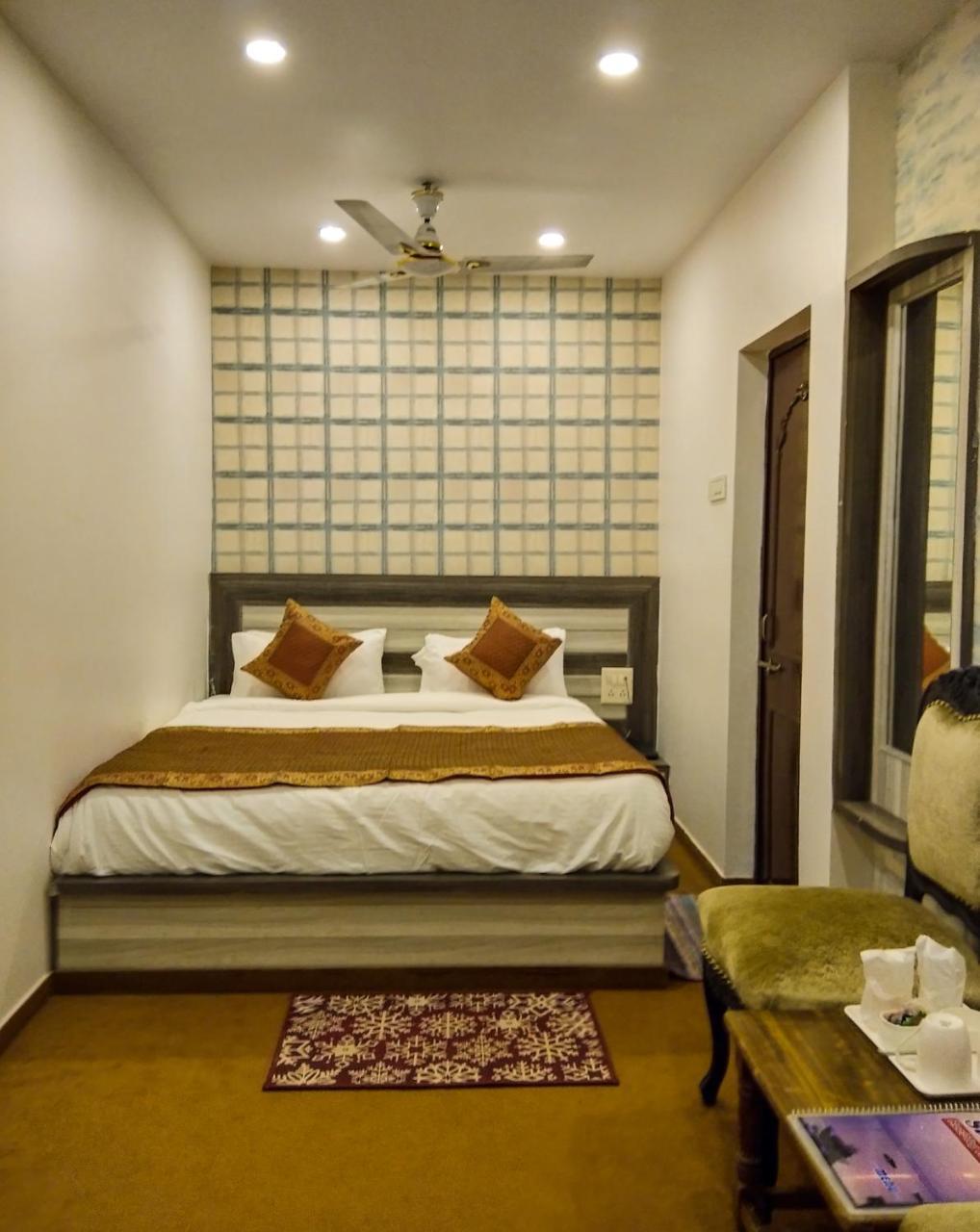 Dwivedi Hotels Hotel Elena Varanasi Eksteriør billede
