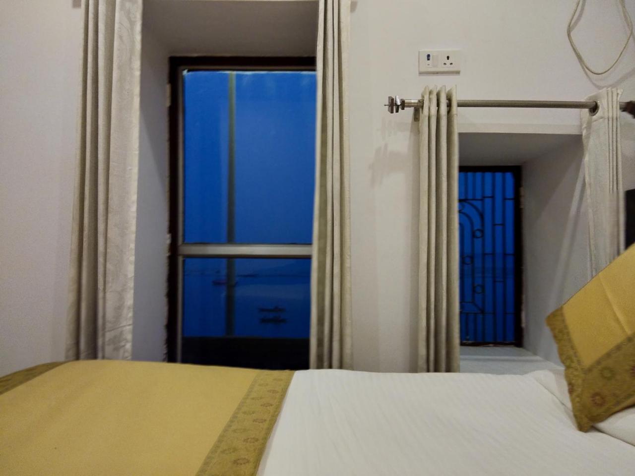 Dwivedi Hotels Hotel Elena Varanasi Eksteriør billede