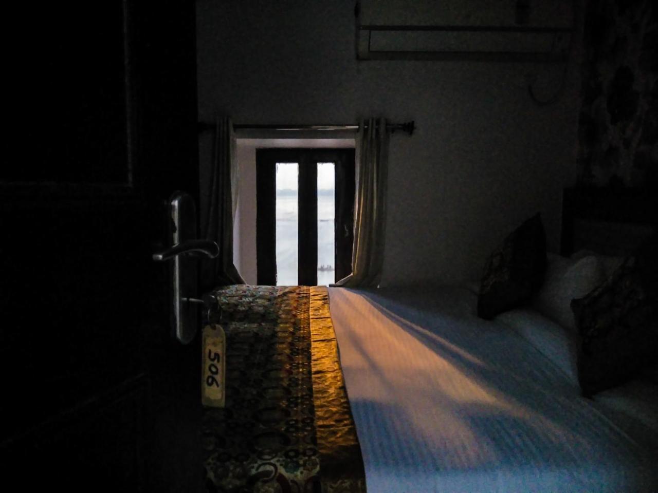 Dwivedi Hotels Hotel Elena Varanasi Eksteriør billede